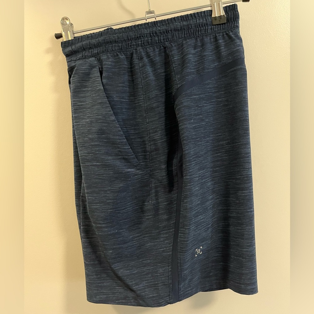 Lululemon Pacebreaker 7” Heathered Navy Size M